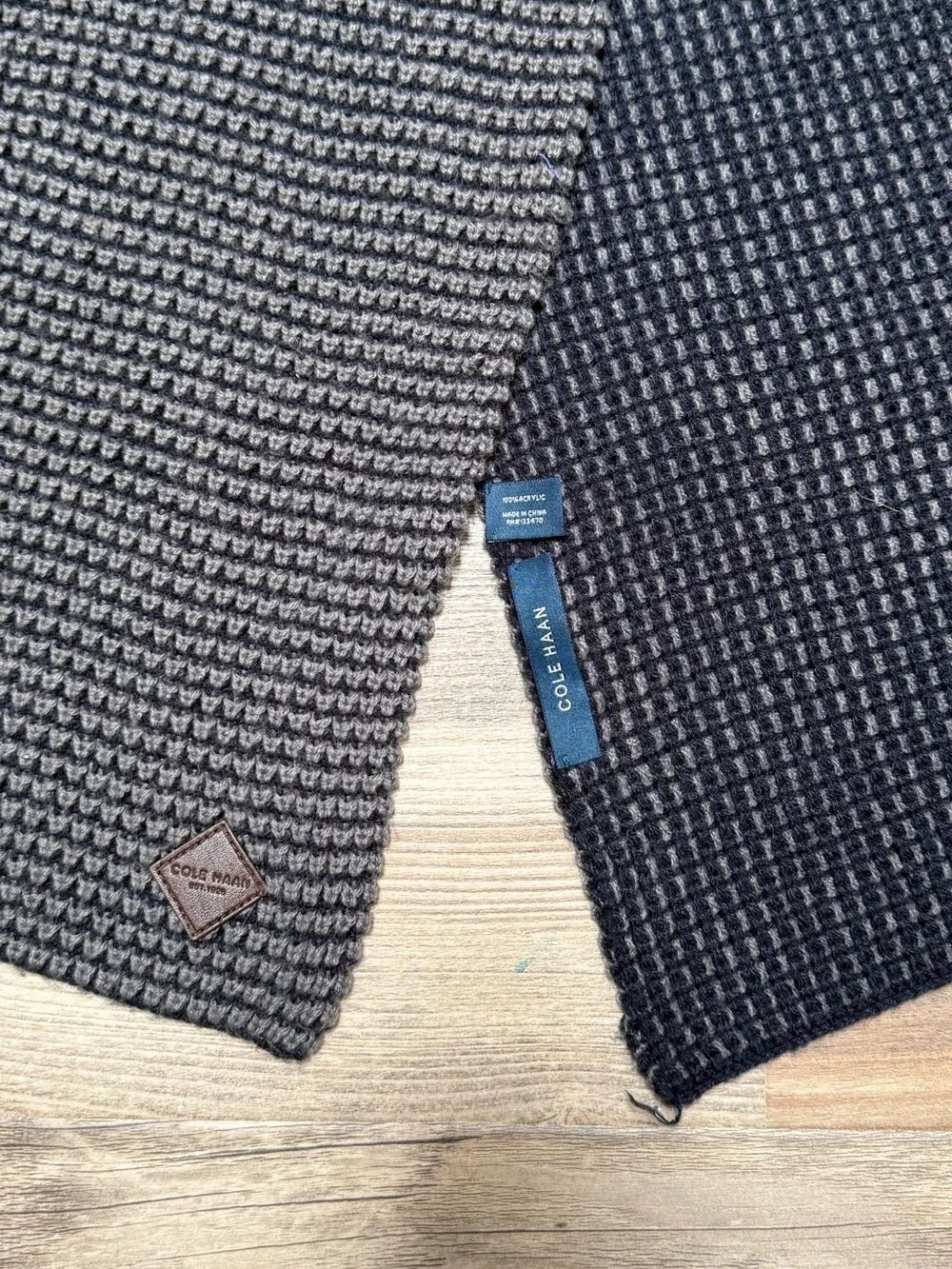 Cole Haan Waffle Knit Scarf Gray Charcoal Reversible 100% Acrylic